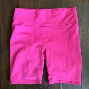 Fabletics Define PowerHold® High-Waisted 9'' Short